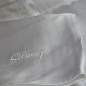 svilena-baby-roze-jastucnica