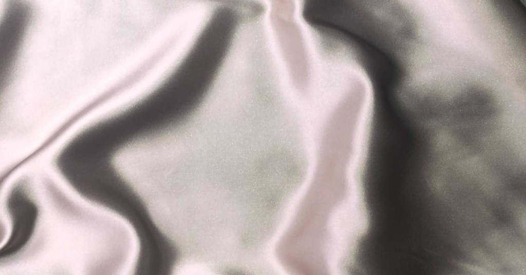 svilena posteljina od 19 momme