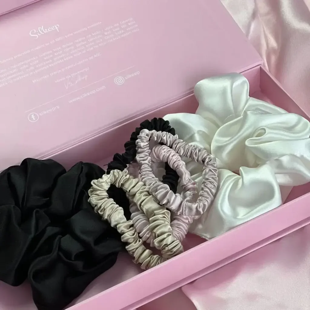savršeni-svileni-pokloni-za-deveruše-silkeep-svilene-gumice-za-kosu