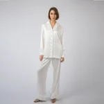 100% Svilena Bela Pidžama sa Perjem